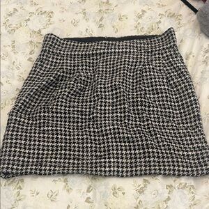 Chanel Classic Black and White Houndstooth Skirt